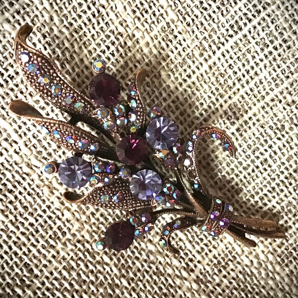 Vintage Floral Pin Copper Metal and Rhinestones.
